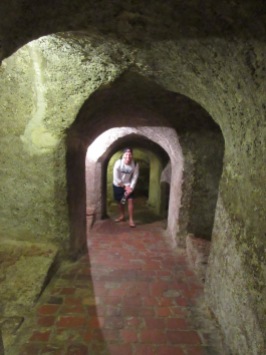 Tunnel-ing at El Castillo
